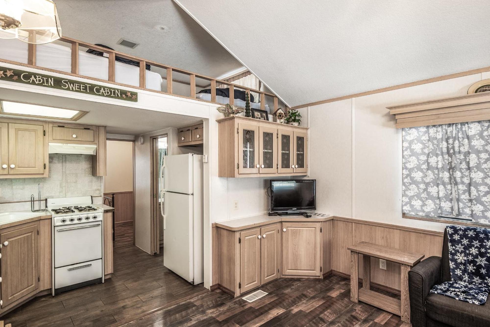 Rainbow & Rv Holiday home